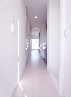 【玄関】 | リブリ・サウンド東京 | 玄関です。