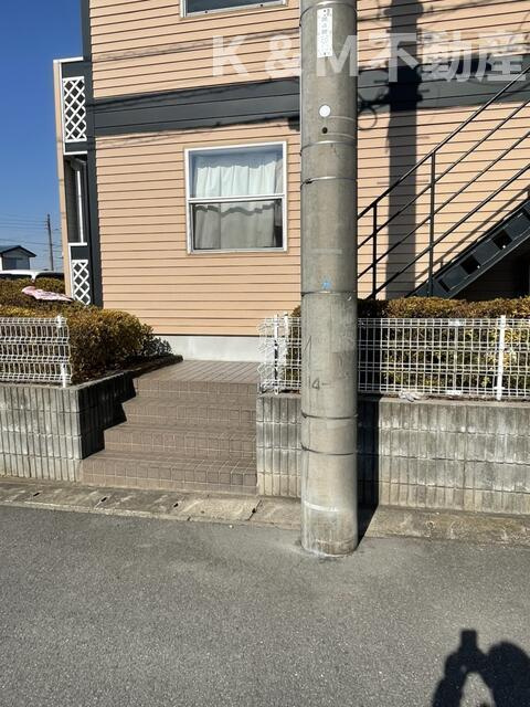 ＧＯＬＤ　ＦＩＥＬＤⅠの駐車場|カースペースがあります