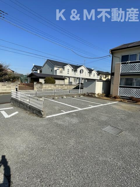 ＧＯＬＤ　ＦＩＥＬＤⅠの駐車場|カースペースがあります