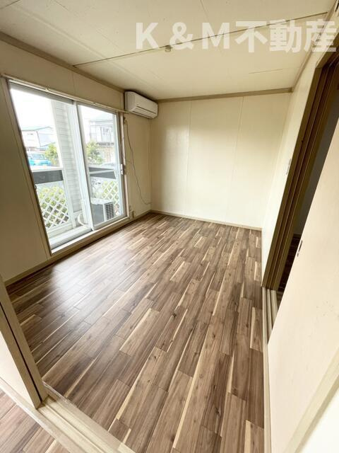 ＧＯＬＤ　ＦＩＥＬＤⅠのその他|絨毯からＣＦに張替えしました。 