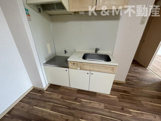 ＧＯＬＤ　ＦＩＥＬＤⅠのキッチン|きれいなキッチンです