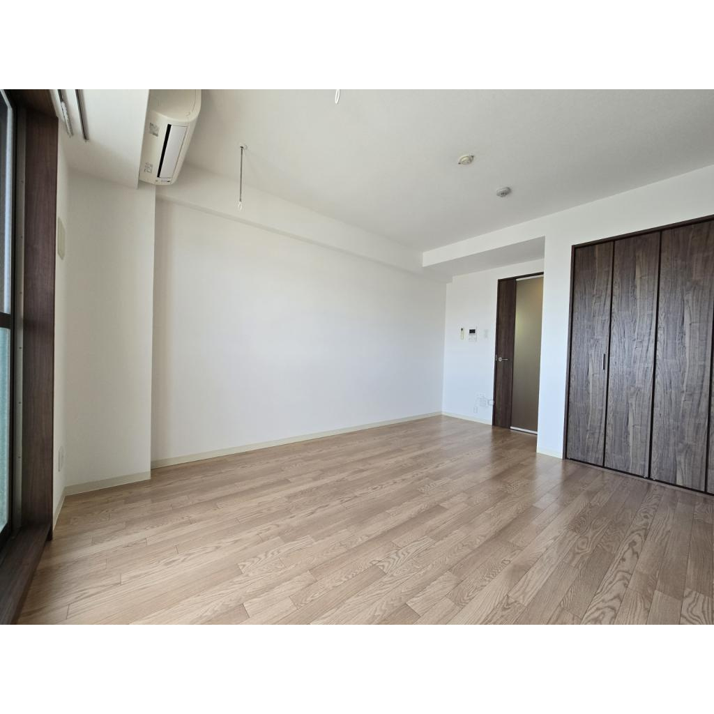 ＳＡ-ＣＯＵＲＴ(エスア コート)の居間・リビング|洋室