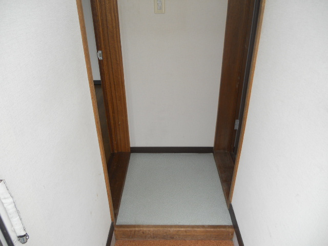 ノースパレスⅡの玄関