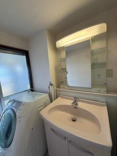 中台工業伊東マンション本館の洗面所