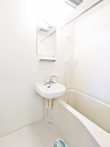 北区豊島２丁目のアパートの浴室