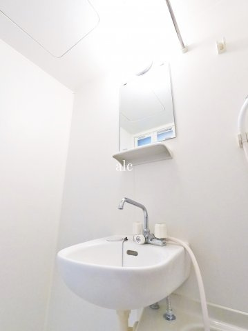 北区豊島２丁目のアパートの洗面所