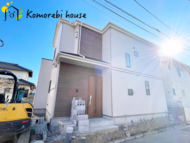 鴻巣市天神4丁目234番　新築一戸建て　B