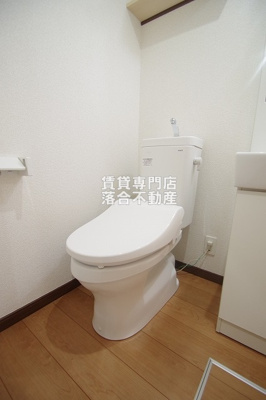 【トイレ】 | ブエナビスタ | 温水洗浄便座付き♪