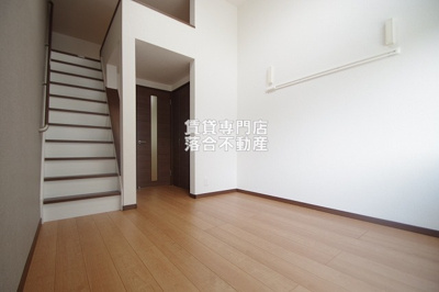 【洋室】 | ブエナビスタ | コンパクトで使いやすい洋室