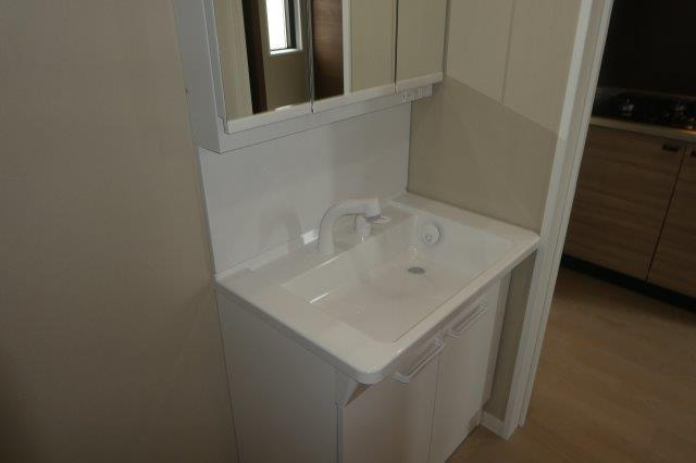 Ｃｅｒｉｓｉｅｒの独立洗面台|シャンプードレッサー