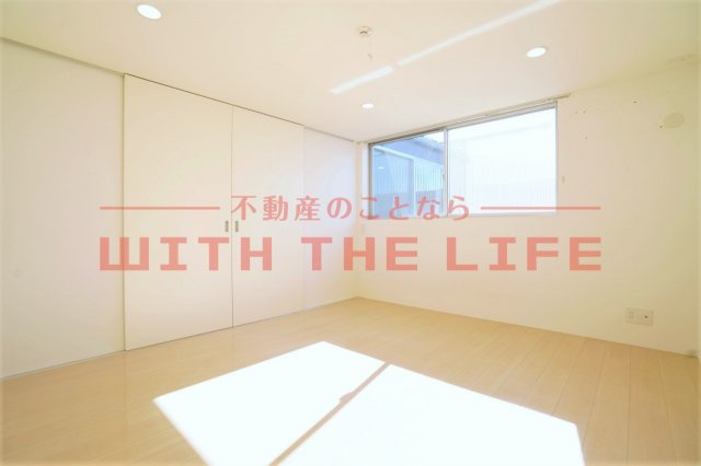 ＲＥＧＡＬＯ　ＬＯＰＨＯＳ（レガロロポス）【キャッシュバック対象物件】の洋室|明るい洋室です