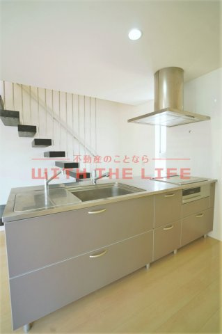 ＲＥＧＡＬＯ　ＬＯＰＨＯＳ（レガロロポス）【キャッシュバック対象物件】のキッチン|キッチンでお料理をお楽しみください