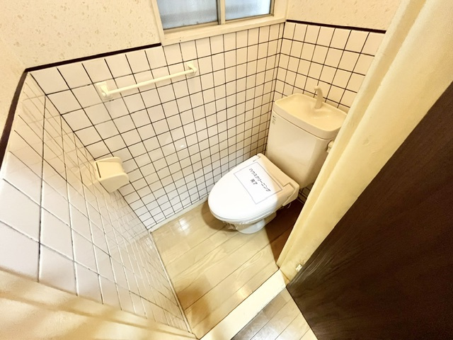 陶器北貸家のトイレ