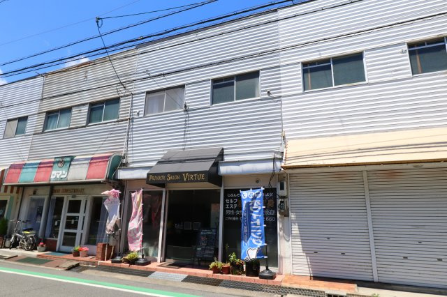 藤岡店舗