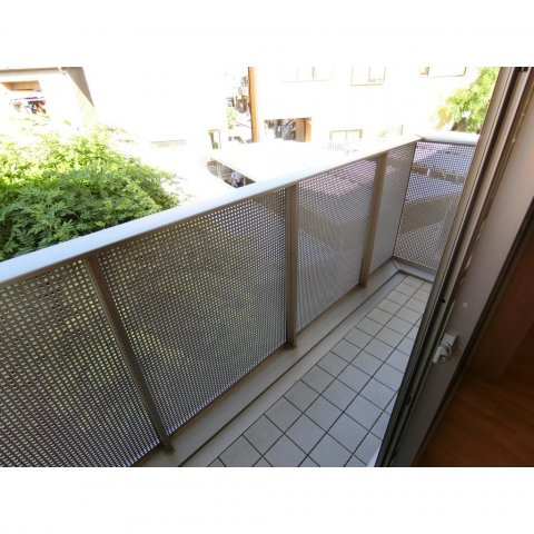 ラヴィ・クレールのバルコニー|バルコニー