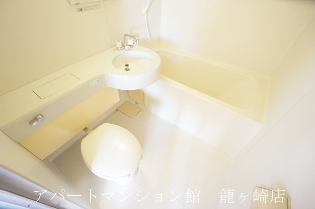 アークヒル佐貫の浴室