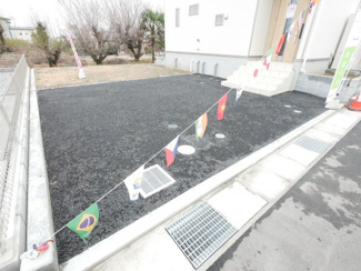 【駐車場】 | カースペース並列2台×2列の合計4台