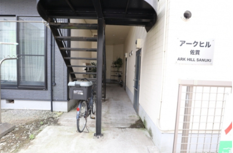 アークヒル佐貫のエントランス