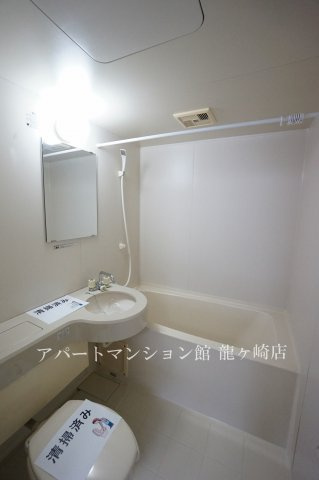 アークヒル佐貫の浴室