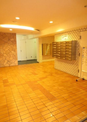 【ロビー】 | 秀和新川アネックス