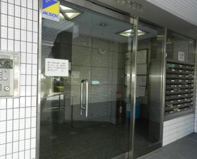 【エントランス】 | 秀和新川アネックス