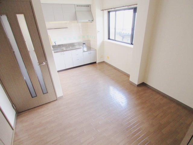 フォブール空田の居間・リビング