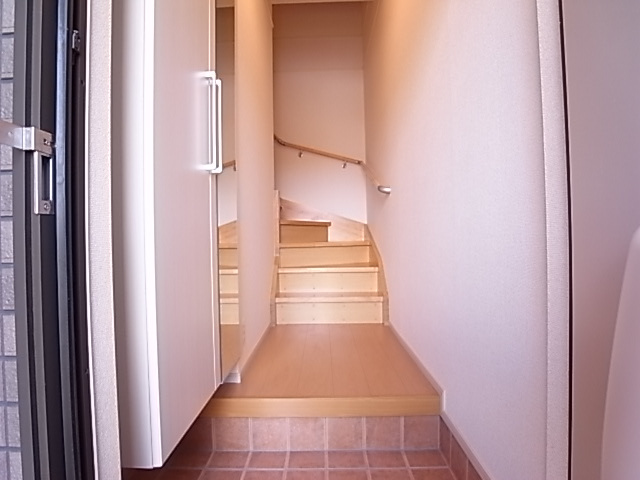 舞子坂ヒルズの玄関