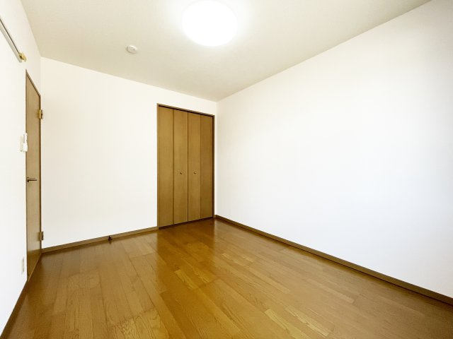 サニークレスト　Ｂ棟の居間・リビング