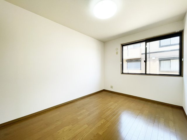 サニークレスト　Ｂ棟の居間・リビング