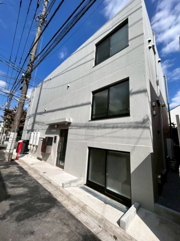 ホワイトキューブ若宮