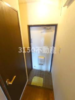 スモールマロン城東の玄関