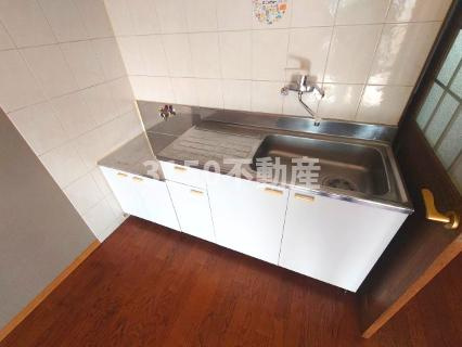 スモールマロン城東のキッチン