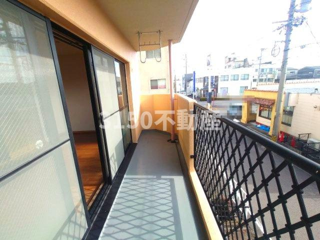 スモールマロン城東のバルコニー