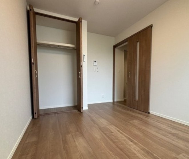 メゾン・ダルジャン西大宮の居間・リビング|別部屋参照写真