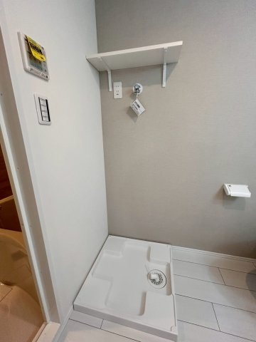 中野区若宮１丁目の賃貸マンションの玄関