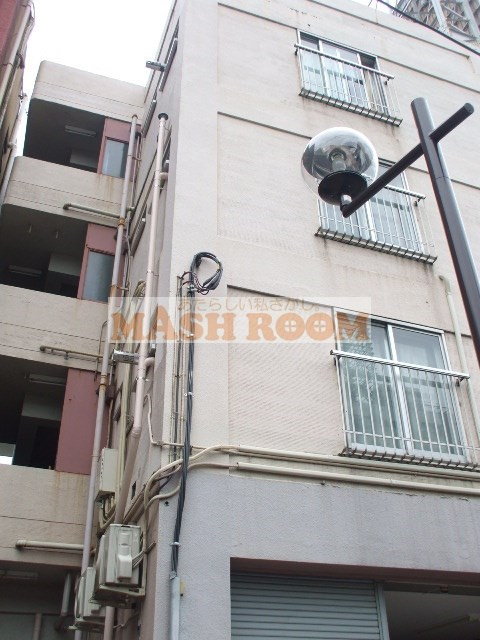 野方加茂ビルの外観