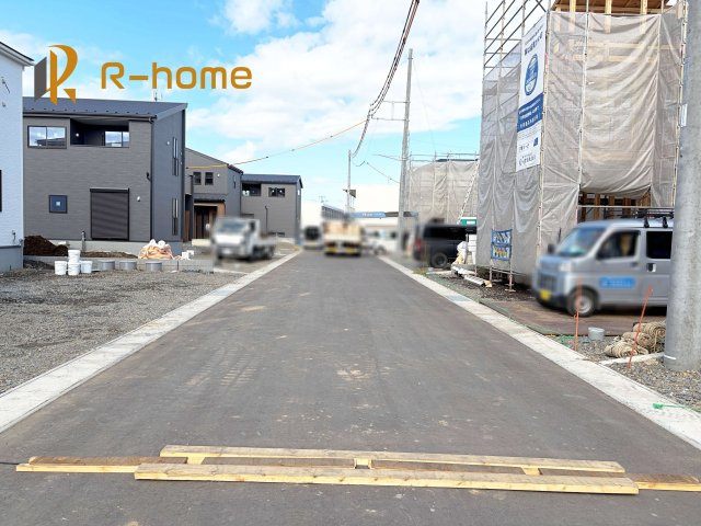 ひたちなか市稲田10期　新築戸建て　9号棟の前面道路含む現地写真|周辺環境も併せて案内致します♪
ぜひ現地へお越しください♪