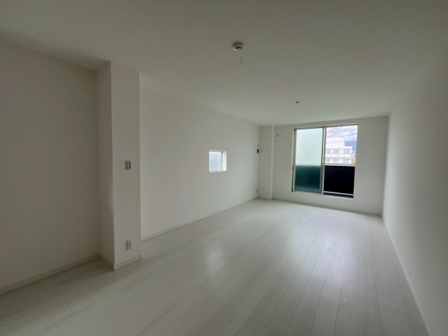 安倉南ガレージハウスの居間・リビング|リビングです