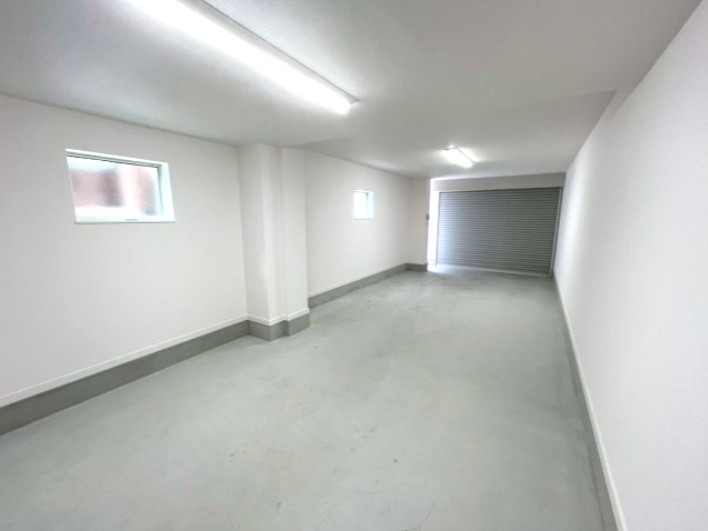 安倉南ガレージハウスの駐車場|駐車場に車を止められます