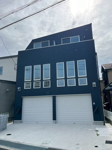 安倉南ガレージハウスの外観|物件の外観です