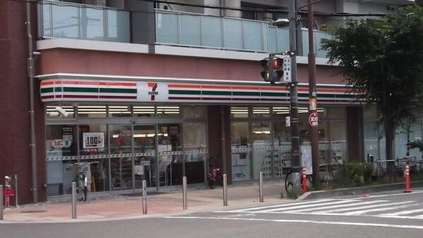 メゾンルミエールの周辺