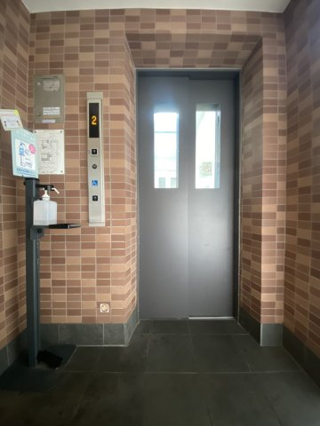 サンシティ桂坂参番館のその他共用部分|エレベーターがございます。