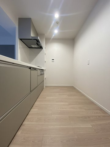 サンシティ桂坂参番館のキッチン|調理スペースも広々としております！