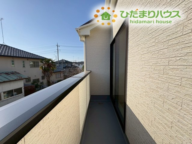 鴻巣市天神4丁目　234番　新築一戸建て　ハートフルタウン　Bのバルコニー