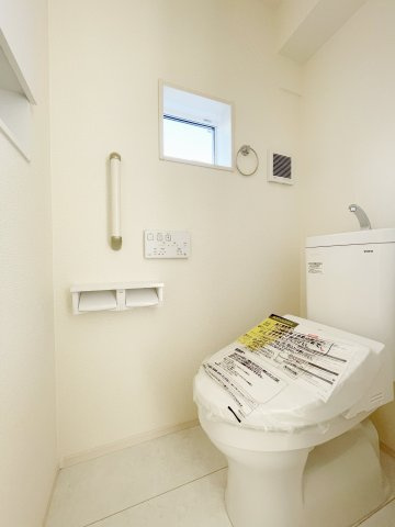 新築戸建・新築建売　安積町北井2丁目　長期優良住宅　安積一小・安積中の前面道路含む現地写真