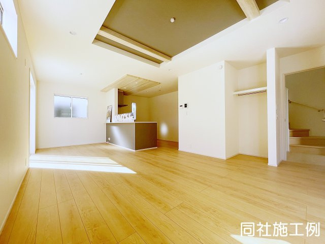 新築戸建・新築建売　安積町北井2丁目　長期優良住宅　安積一小・安積中の居間・リビング|同社施工例になります