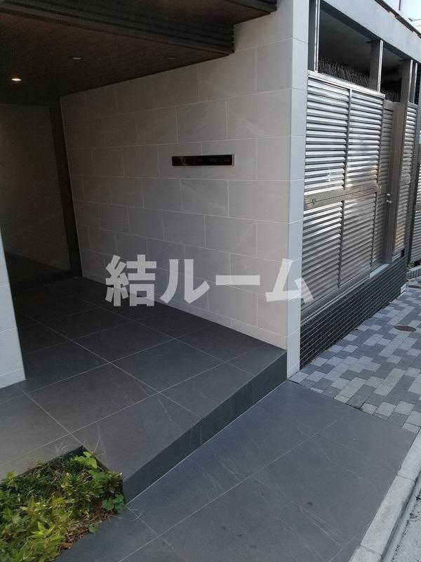 板橋区仲宿の賃貸マンションのエントランス