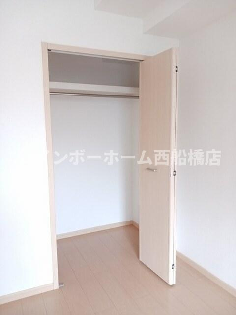 船橋市二宮１丁目のアパートの収納