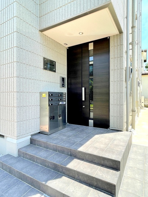 スカイディアコート練馬のエントランス|★オートロック・宅配ボックス★