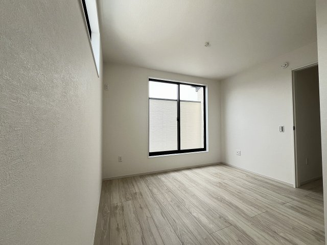 【子供部屋】 | 福岡市東区千早1丁目2期　1号棟（全2棟）【仲介手数料無料・0円】 | 施工例。施工例は完成時と異なる場合があります。